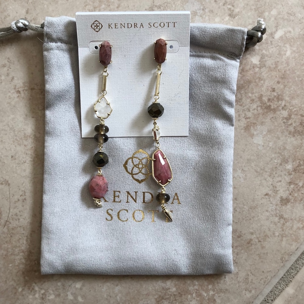 Kendra Scott asymmetrical drop earrings